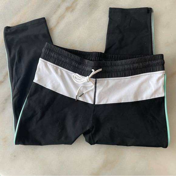Fabletics Pants - Fabletics women’s leggings size L